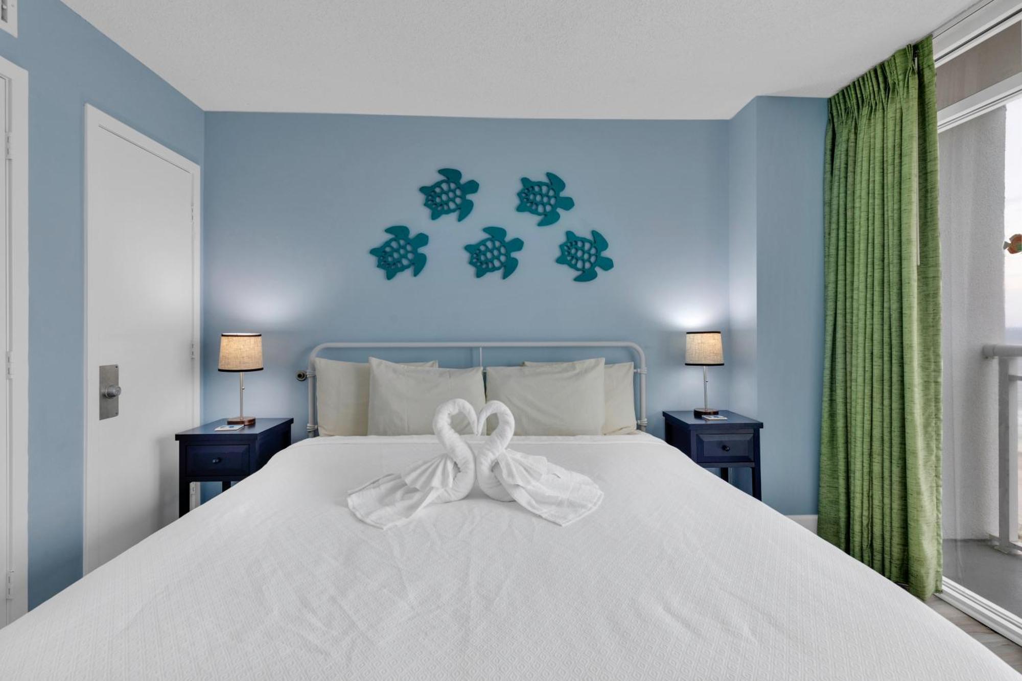 Ocean Front 2Br Elegant Condo In Atlantica Resort 미를 비치 외부 사진